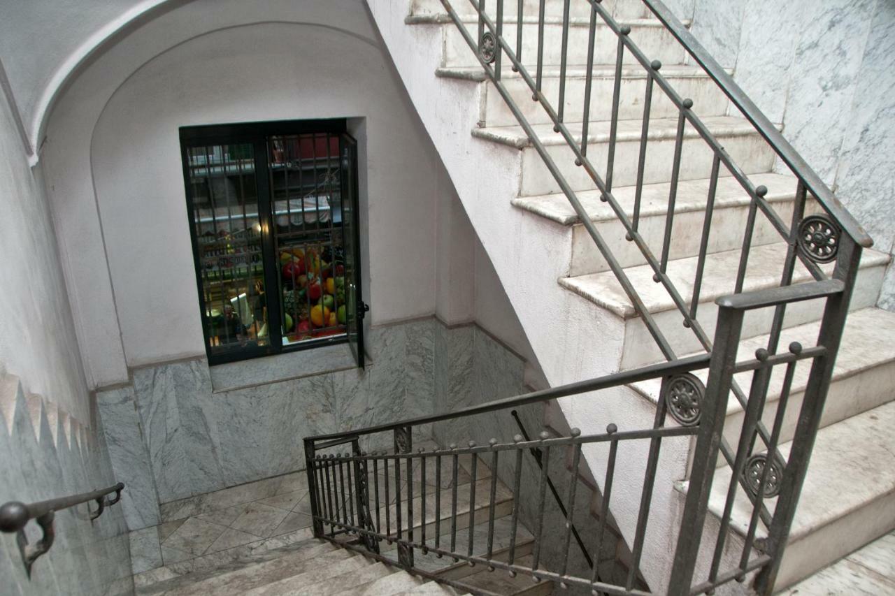 Casa Del Palumbo Apartment Naples Luaran gambar